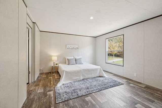 825 Gaulden Hollow Rd, Lafayette, TN 37083