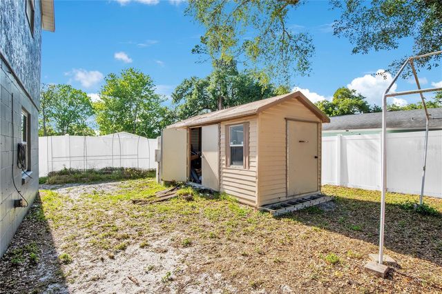 2422 SWEETBRIAR COURT, Kissimmee, FL 34744