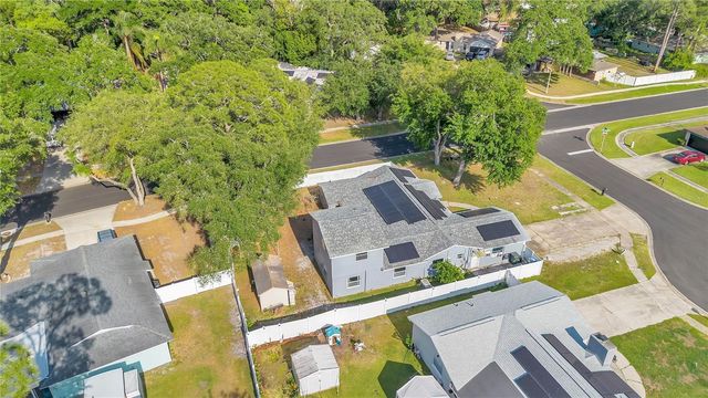 2422 SWEETBRIAR COURT, Kissimmee, FL 34744