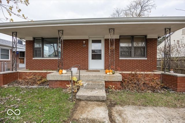 229 S 4th Avenue, Beech Grove, IN 46107