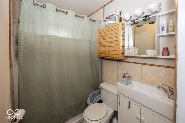 229 S 4th Avenue, Beech Grove, IN 46107