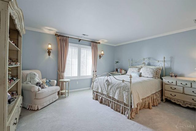 3887 St Andrews Court, Mason, OH 45040