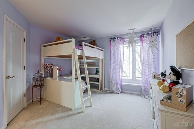 3887 St Andrews Court, Mason, OH 45040