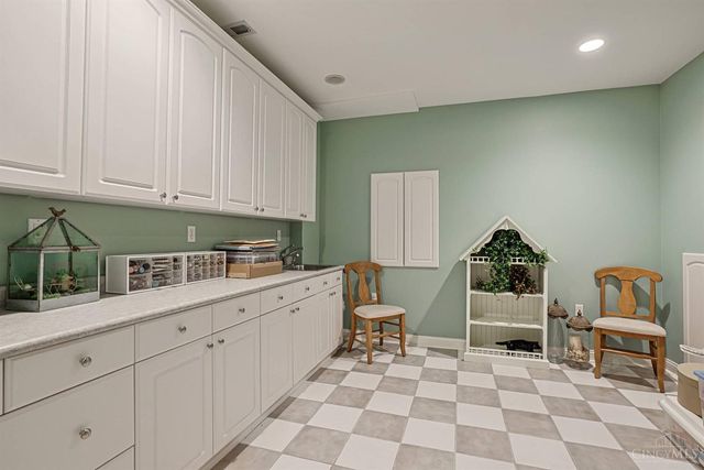 3887 St Andrews Court, Mason, OH 45040