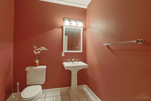 3887 St Andrews Court, Mason, OH 45040