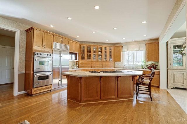 3887 St Andrews Court, Mason, OH 45040