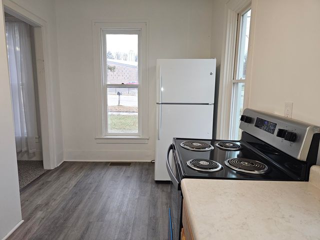 501 Paw Paw, Paw Paw, MI 49079