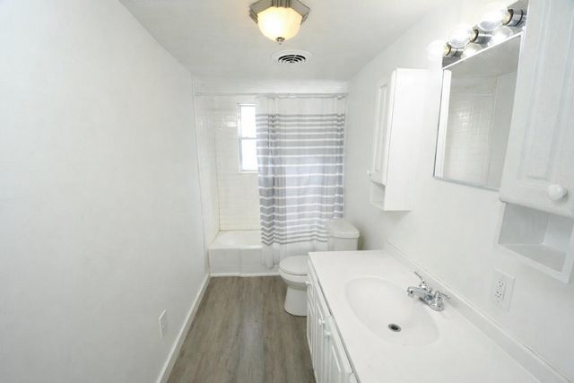 501 Paw Paw, Paw Paw, MI 49079