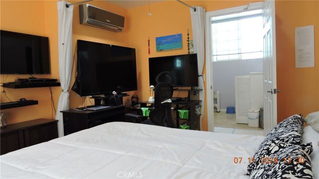 7818 Apperson, Sunland, CA 91040