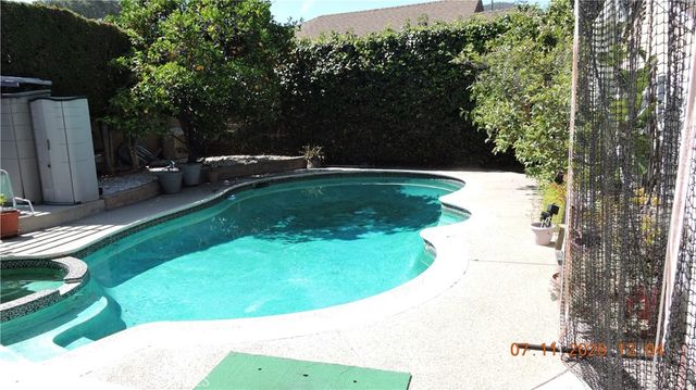 7818 Apperson, Sunland, CA 91040