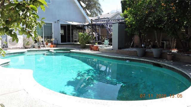 7818 Apperson, Sunland, CA 91040