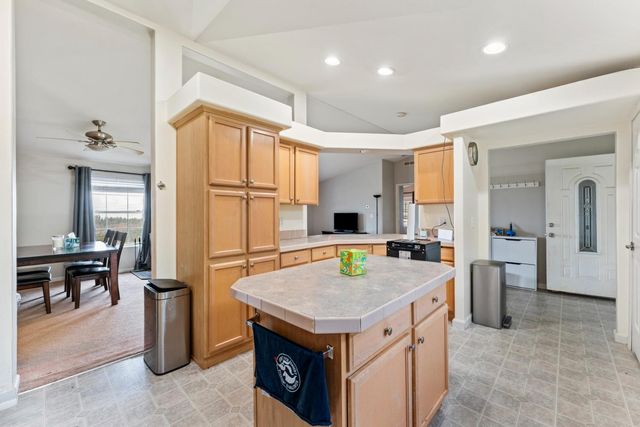 6212 Dark Canyon Rd, Placerville, CA 96557