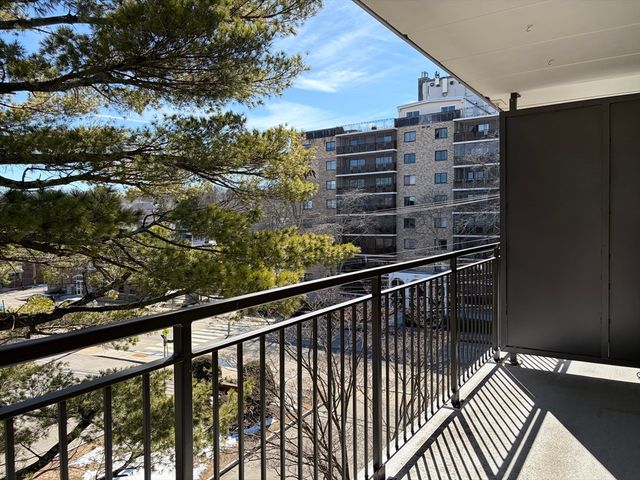 995 Mass Ave 505, Arlington, MA 02476