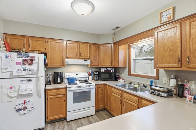 430 Lillian Street, Avilla, IN 46710