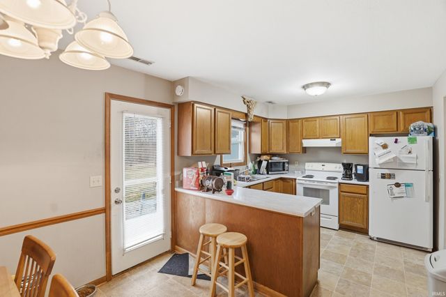 430 Lillian Street, Avilla, IN 46710