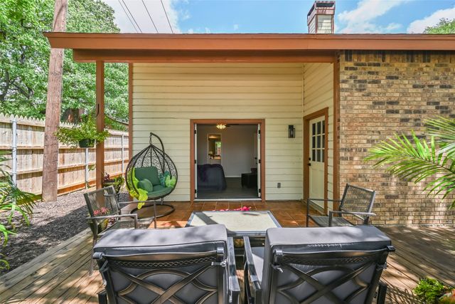 1446 Palmnold Circle W, Fort Worth, TX 76120