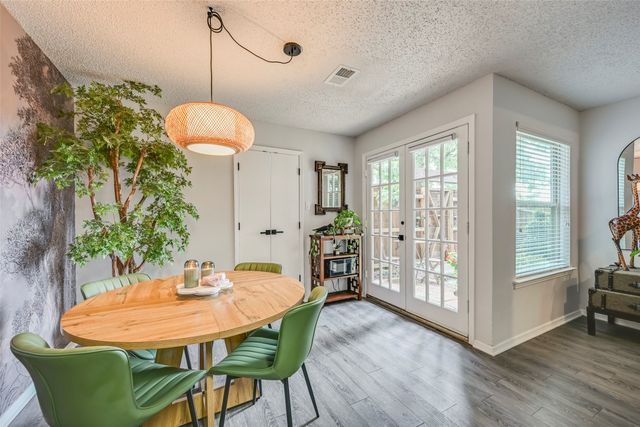 1446 Palmnold Circle W, Fort Worth, TX 76120