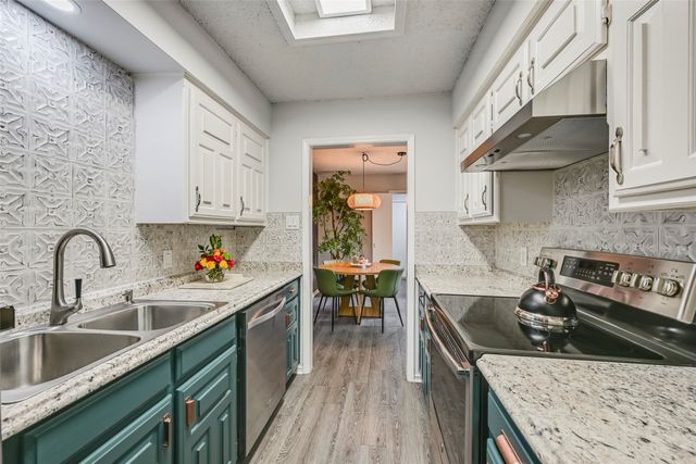 1446 Palmnold Circle W, Fort Worth, TX 76120