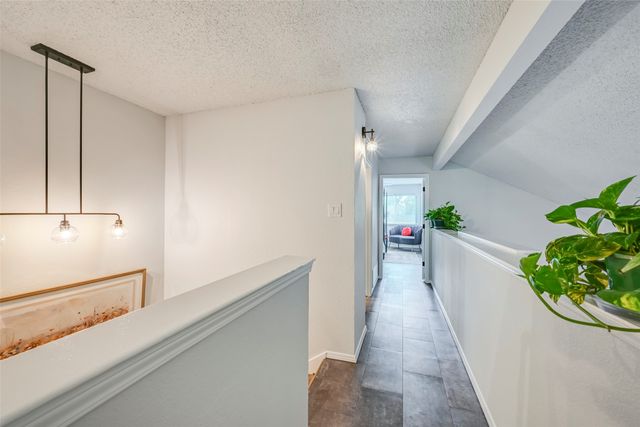 1446 Palmnold Circle W, Fort Worth, TX 76120