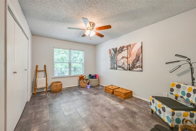 1446 Palmnold Circle W, Fort Worth, TX 76120