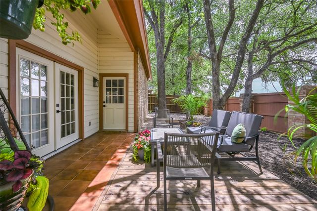 1446 Palmnold Circle W, Fort Worth, TX 76120