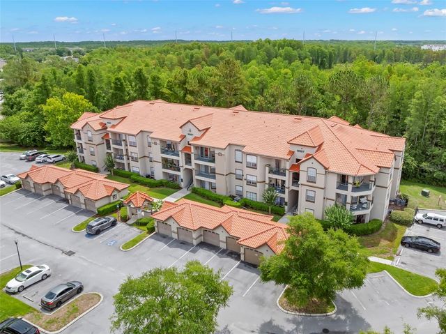 18107 PEREGRINES PERCH PLACE 6111, Lutz, FL 33558
