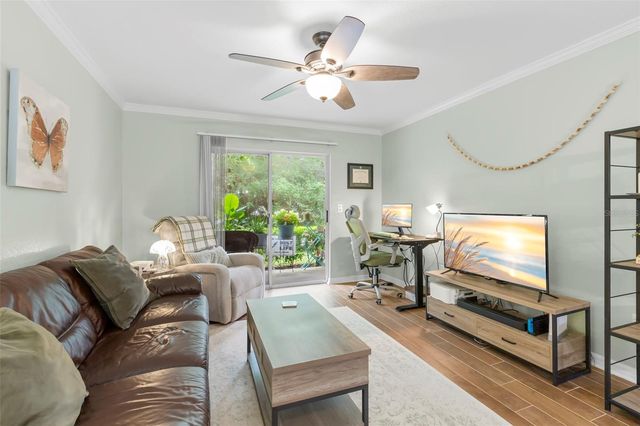 18107 PEREGRINES PERCH PLACE 6111, Lutz, FL 33558