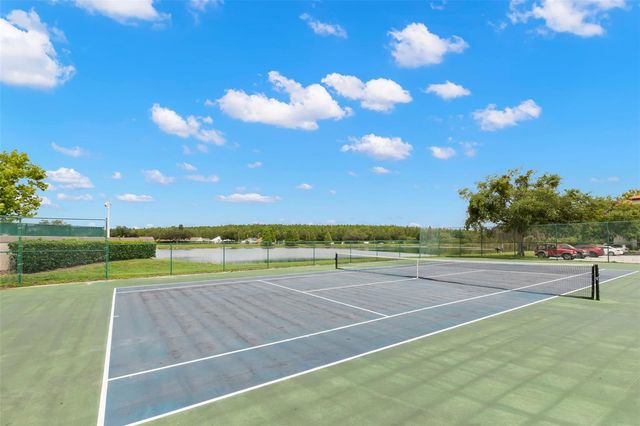 18107 PEREGRINES PERCH PLACE 6111, Lutz, FL 33558