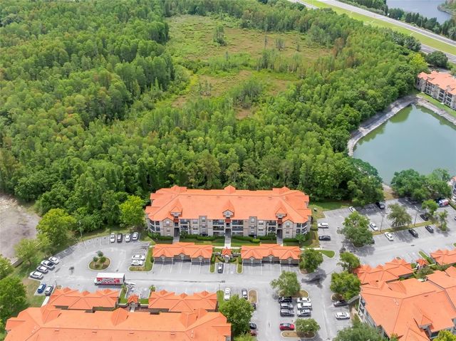 18107 PEREGRINES PERCH PLACE 6111, Lutz, FL 33558
