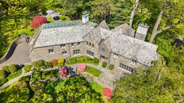 16 aka 20 Essex Place, Bronxville, NY 10708