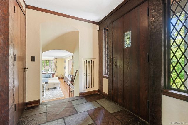 16 aka 20 Essex Place, Bronxville, NY 10708