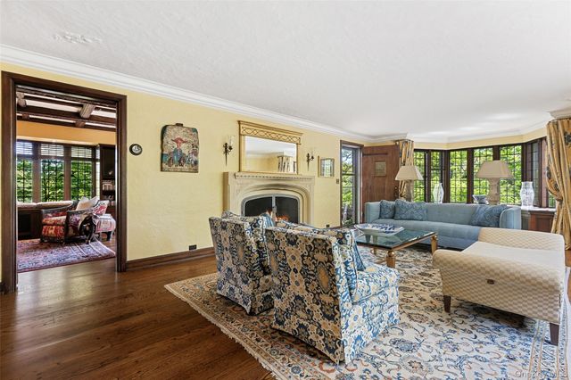 16 aka 20 Essex Place, Bronxville, NY 10708