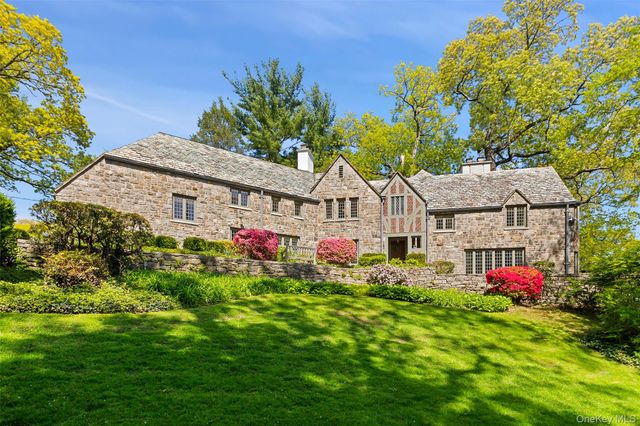16 aka 20 Essex Place, Bronxville, NY 10708