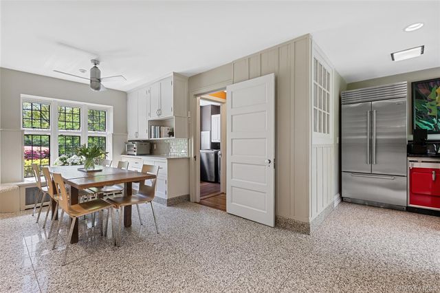 16 aka 20 Essex Place, Bronxville, NY 10708