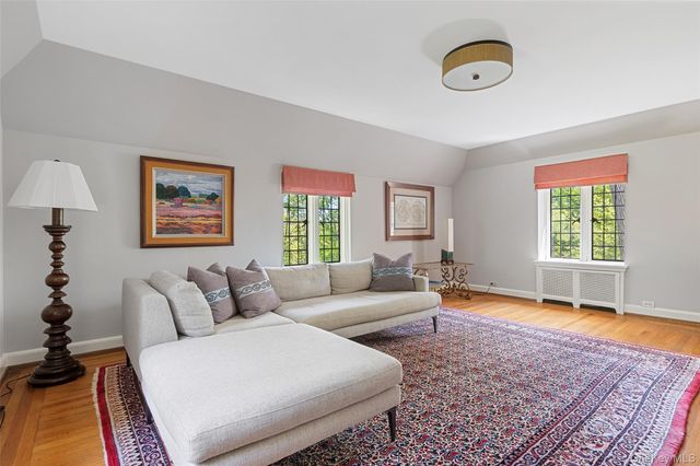 16 aka 20 Essex Place, Bronxville, NY 10708