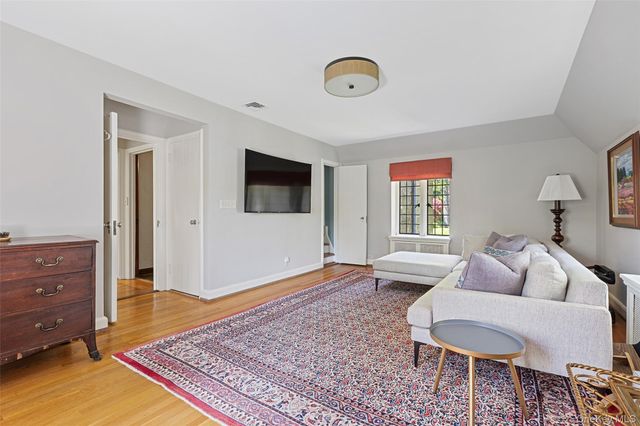 16 aka 20 Essex Place, Bronxville, NY 10708