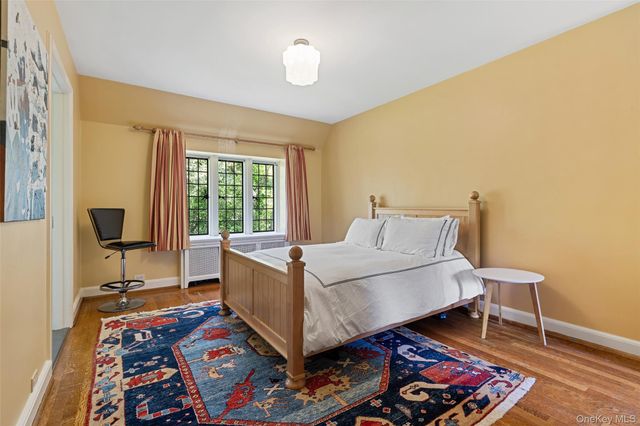 16 aka 20 Essex Place, Bronxville, NY 10708