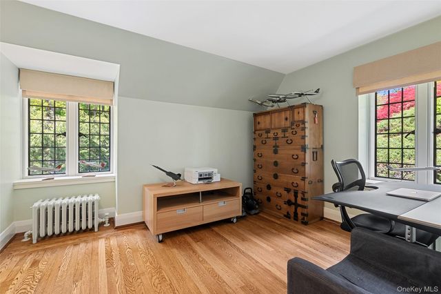 16 aka 20 Essex Place, Bronxville, NY 10708