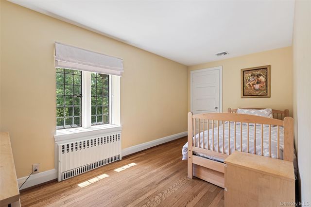 16 aka 20 Essex Place, Bronxville, NY 10708