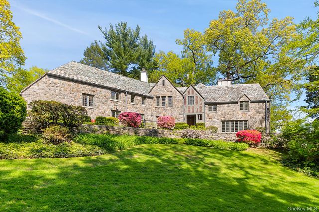 16 aka 20 Essex Place, Bronxville, NY 10708