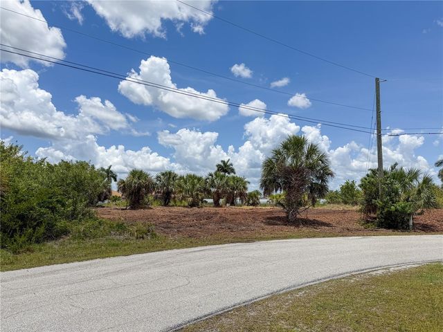 14235 FRUITPORT CIRCLE, Port Charlotte, FL 33981