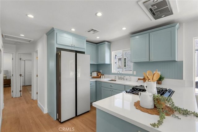 3705 S St Andrews, Los Angeles, CA 90018