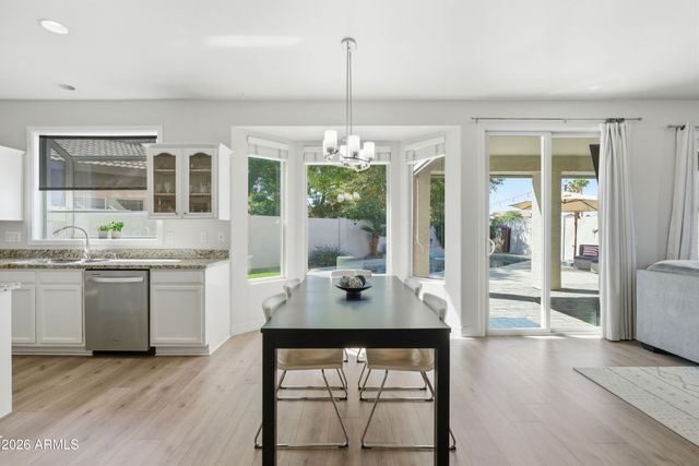 418 S BURK Street, Gilbert, AZ 85296