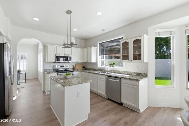 418 S BURK Street, Gilbert, AZ 85296