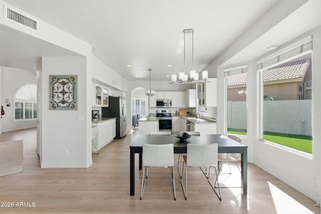 418 S BURK Street, Gilbert, AZ 85296