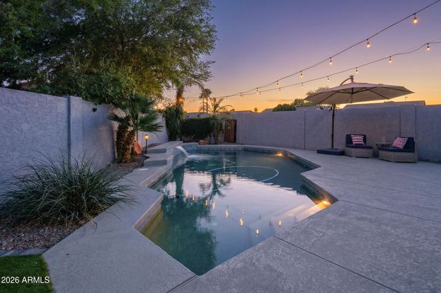 418 S BURK Street, Gilbert, AZ 85296