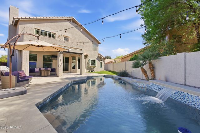 418 S BURK Street, Gilbert, AZ 85296