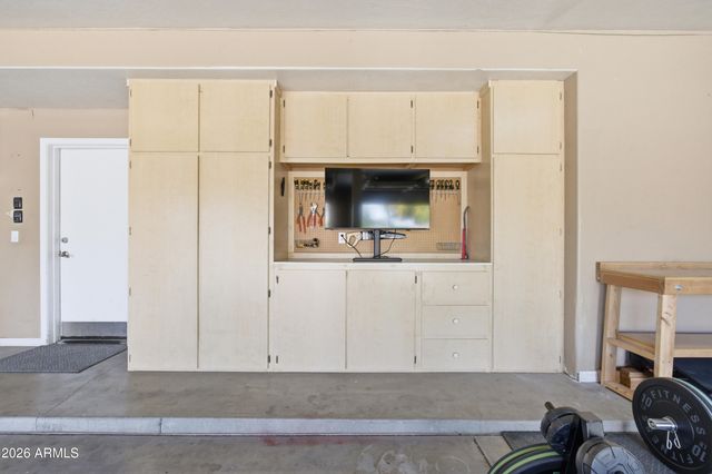 418 S BURK Street, Gilbert, AZ 85296