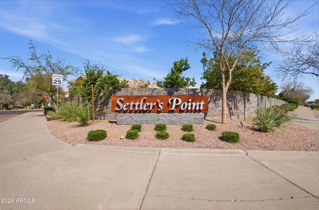 418 S BURK Street, Gilbert, AZ 85296