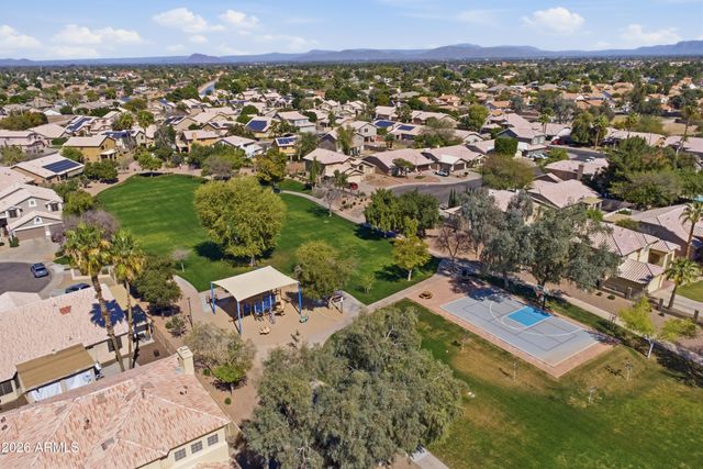 418 S BURK Street, Gilbert, AZ 85296